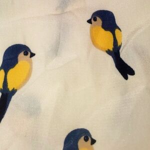 XL CREAM BUTTON DOWN WITH BLUE BIRDS